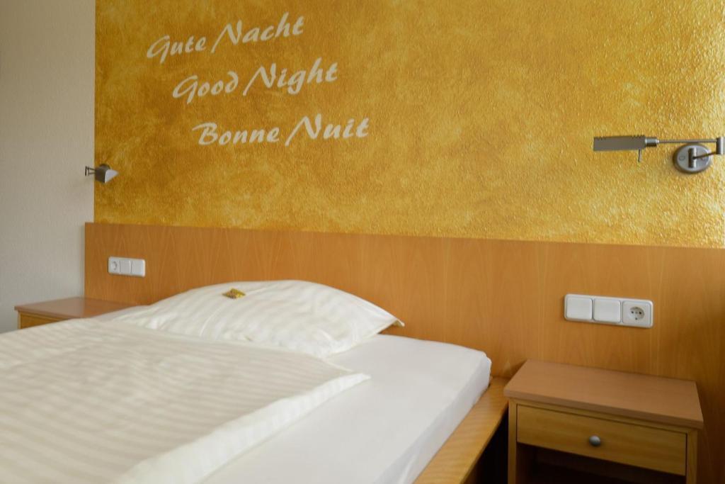 Hotel Alberga Mettmann Room photo